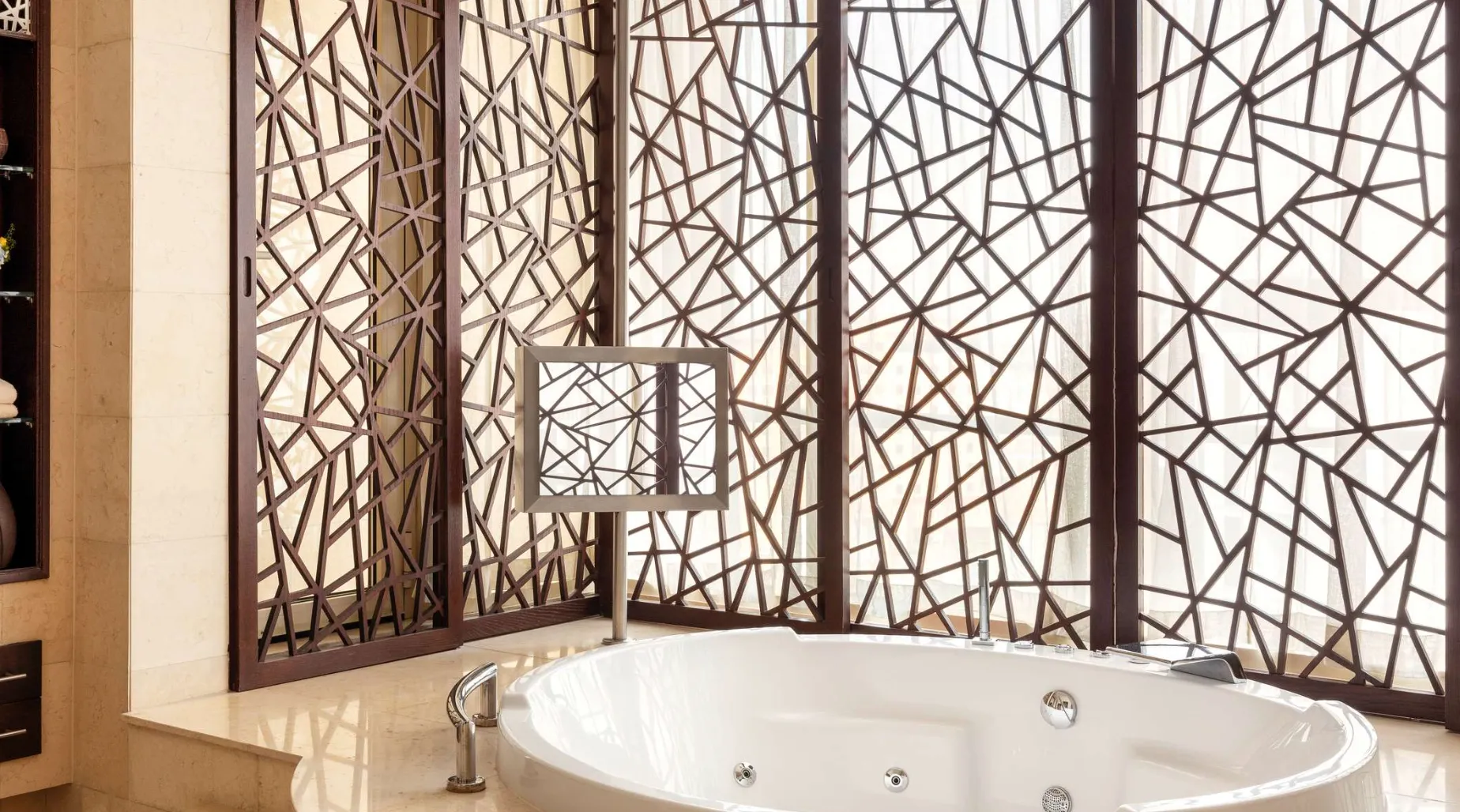 1 bedroom Presidential Residence @ Raffles Dubai