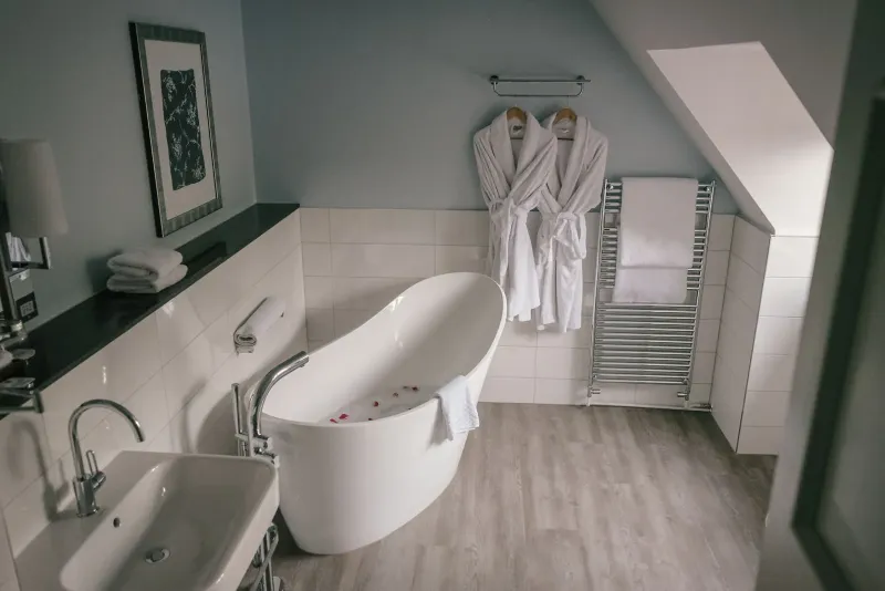 Deluxe Double @ Hogarths Stone Manor