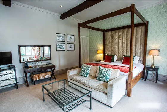 Luxury Suite @ Hogarths Solihull