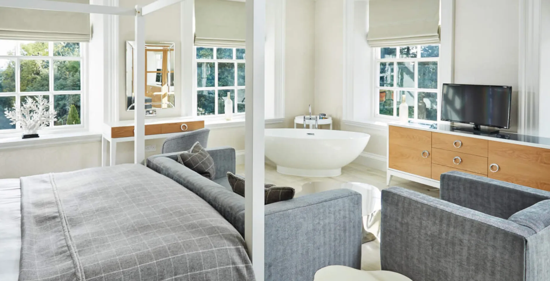 Frank Cook @ Barnett Hill Hotel