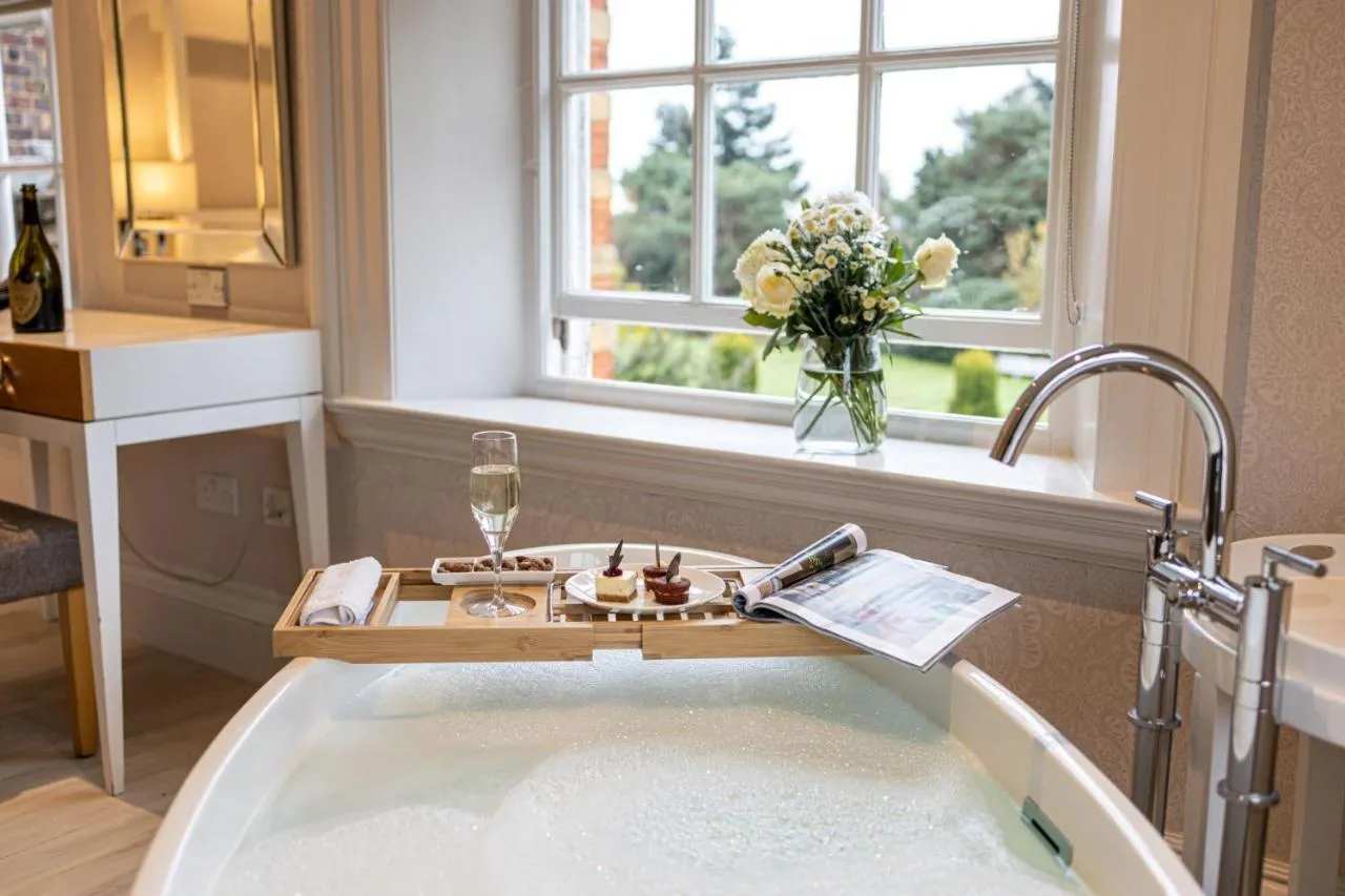 Frank Cook @ Barnett Hill Hotel