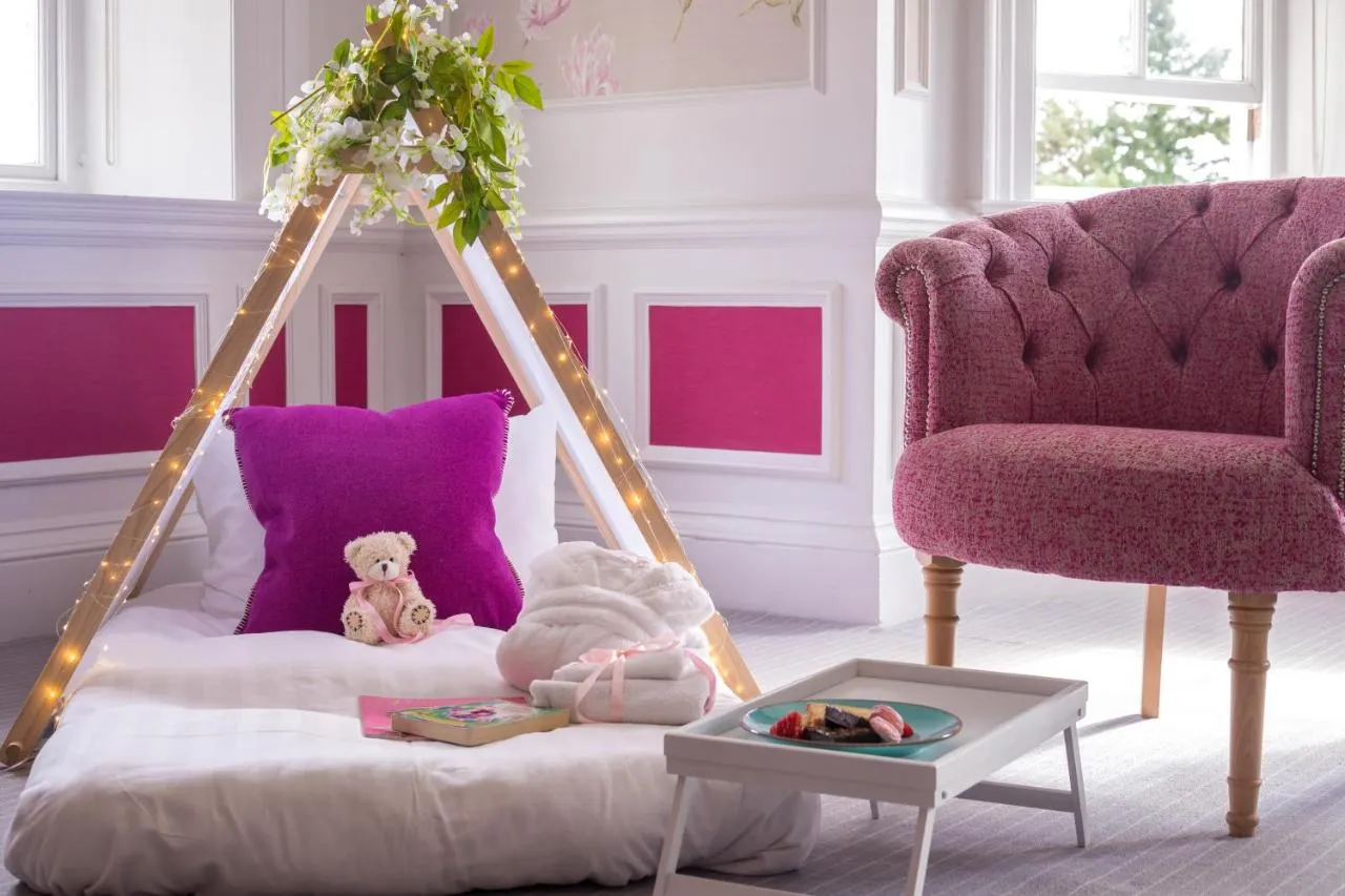 Beatrice Cook Suite @ Barnett Hill Hotel