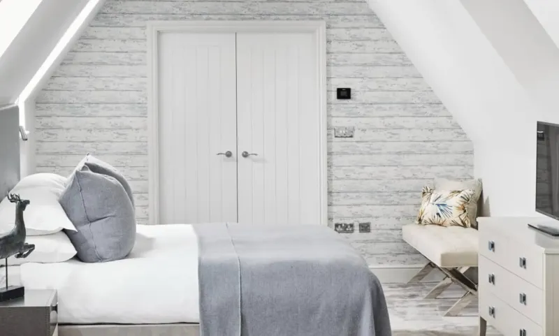 Master Suite 43 @ Barnett Hill Hotel