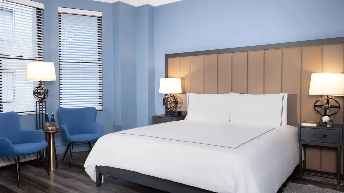 Double King Size Bed @ Hotel Kixby