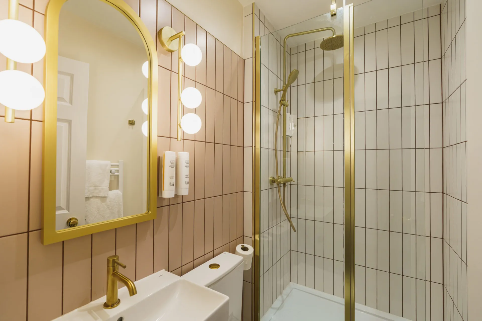 Classic Internal Double Room  @ Grange Hotel