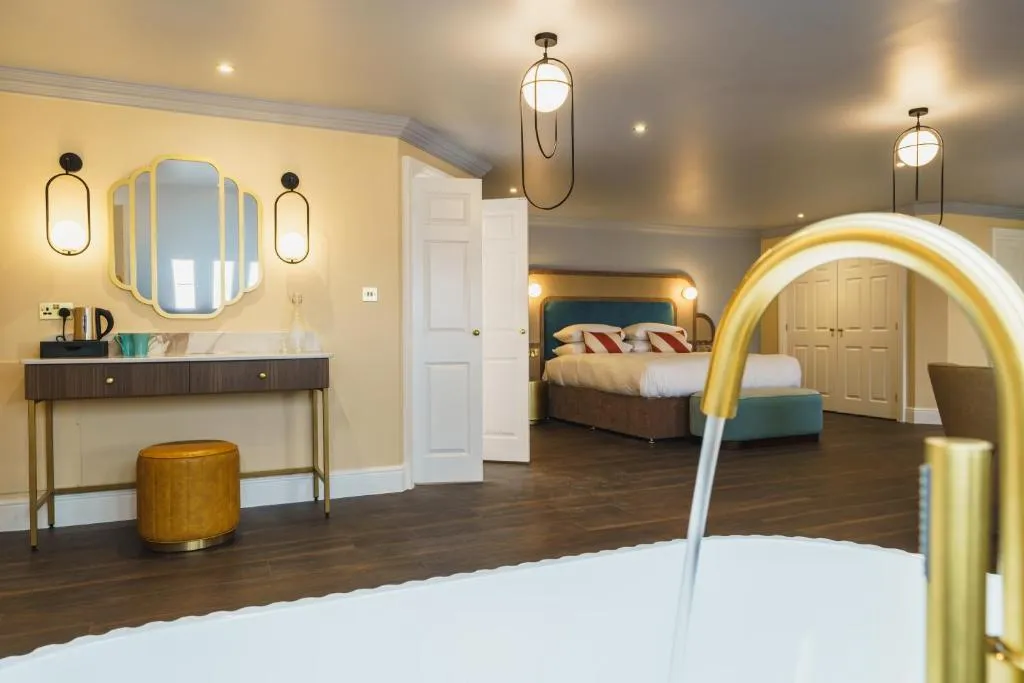 Penthouse Apartment @ Grange Hotel