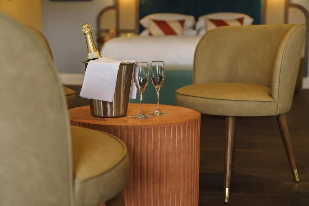 Penthouse Apartment @ Grange Hotel