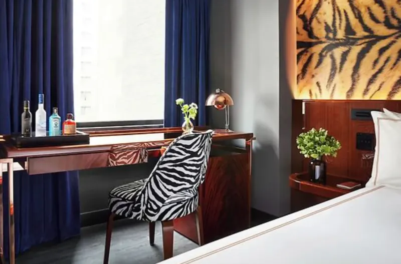 Deluxe King @ Hotel Hendricks