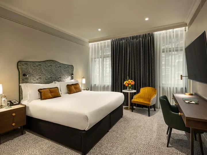 Superior King Room @ St  James  Court A Taj Hotel London
