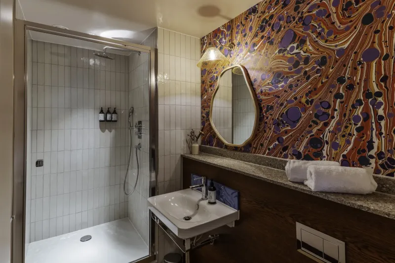 Lounge @ room2 Chiswick