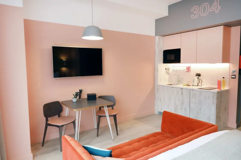 Lounge   Superior Room @ room2 Southampton