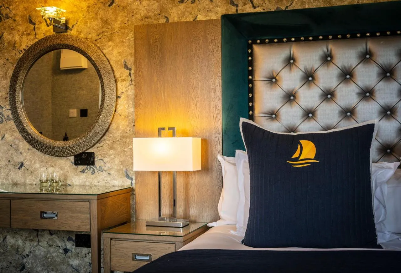 Deluxe Double @ Duisdale House Hotel