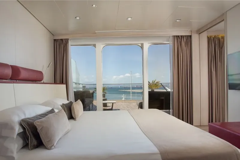 Super Yacht Penthouse Suite @ Sunborn Yacht Hotel Gibraltar