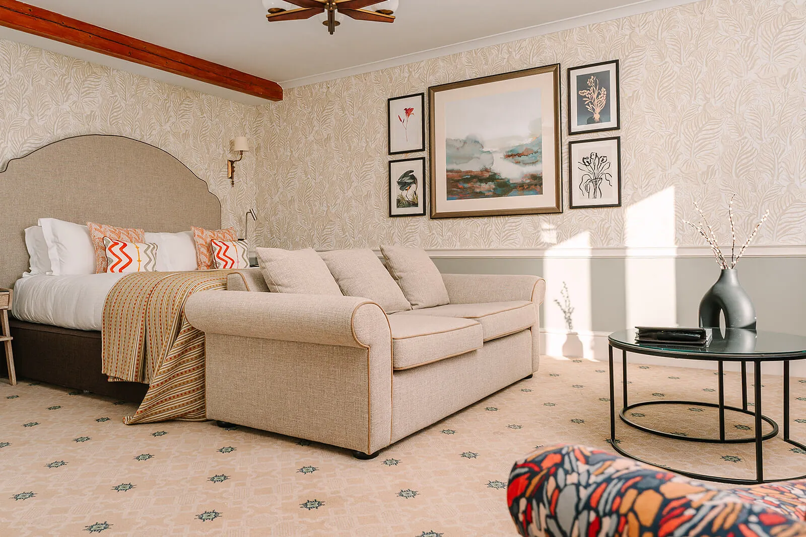 Comfy with View   1 King Bed @ South Lodge Hotel