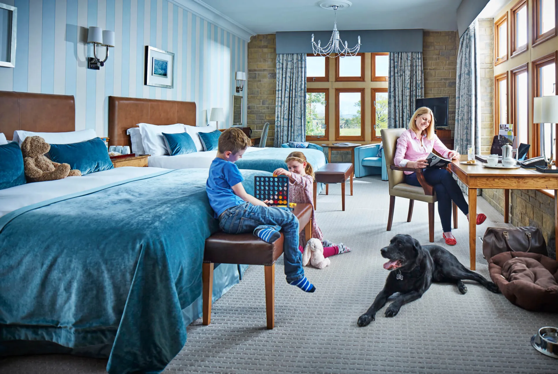 Family Junior Suite   2 Double Beds @ South Lodge Hotel