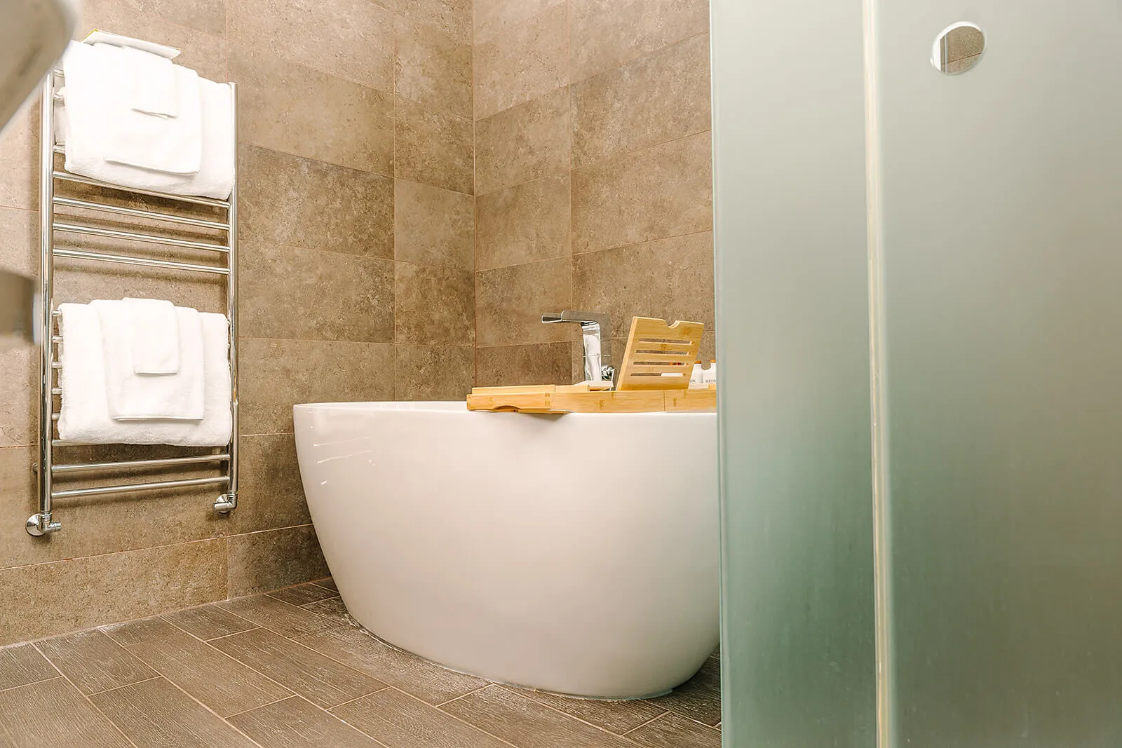 Luxe Junior Suite   1 King Bed @ South Lodge Hotel