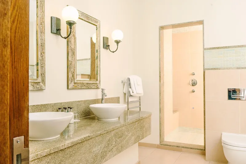 Luxe Junior Suite with View   1 King Bed @ South Lodge Hotel