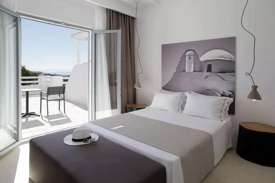 Deluxe Suite Sea View @ Livin Mykonos Hotel   Adults Only