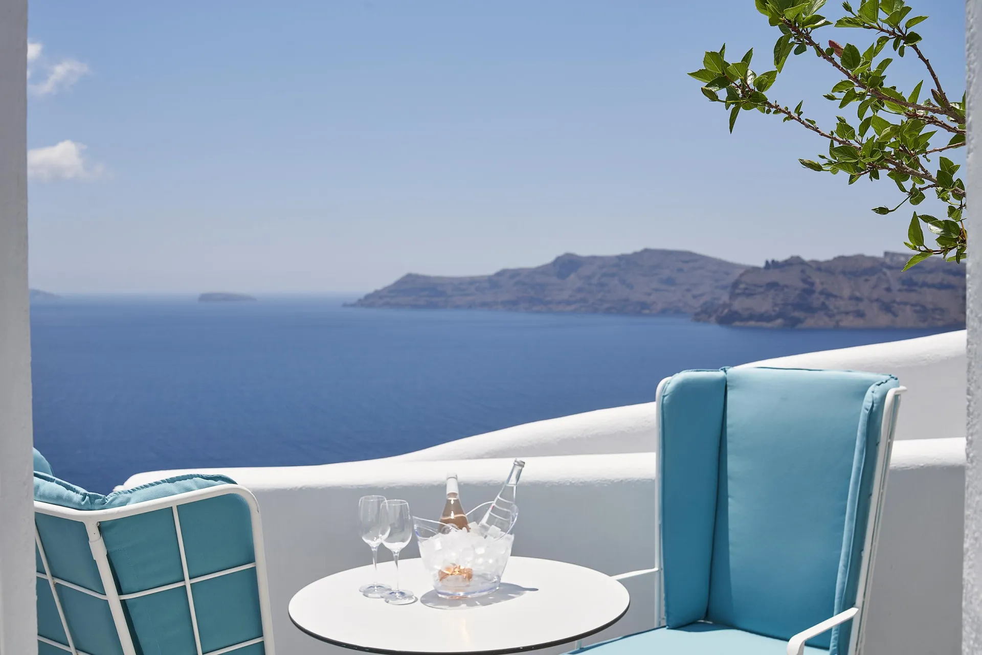 Junior Suite Sea View @ Katikies Kirini Santorini   The Leading Hotels of the World