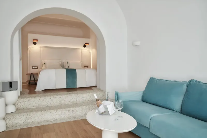 Senior Sea View Suite @ Katikies Kirini Santorini   The Leading Hotels of the World