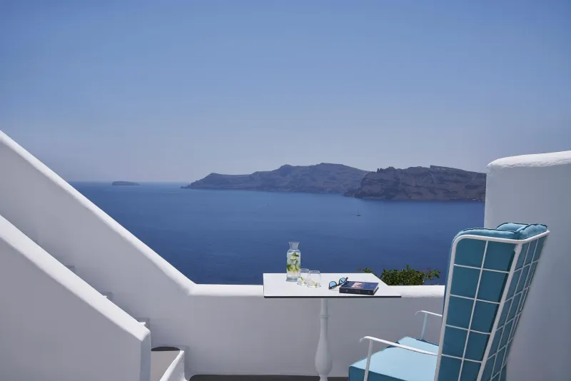 Senior Sea View Suite @ Katikies Kirini Santorini   The Leading Hotels of the World