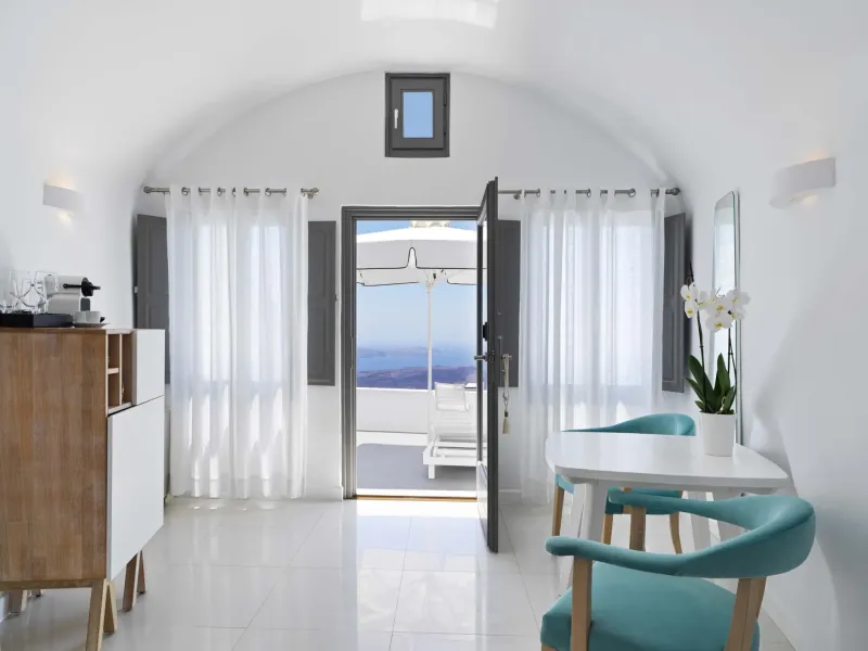 Junior Suite Sea View @ Katikies Chromata Santorini   The Leading Hotels of the World