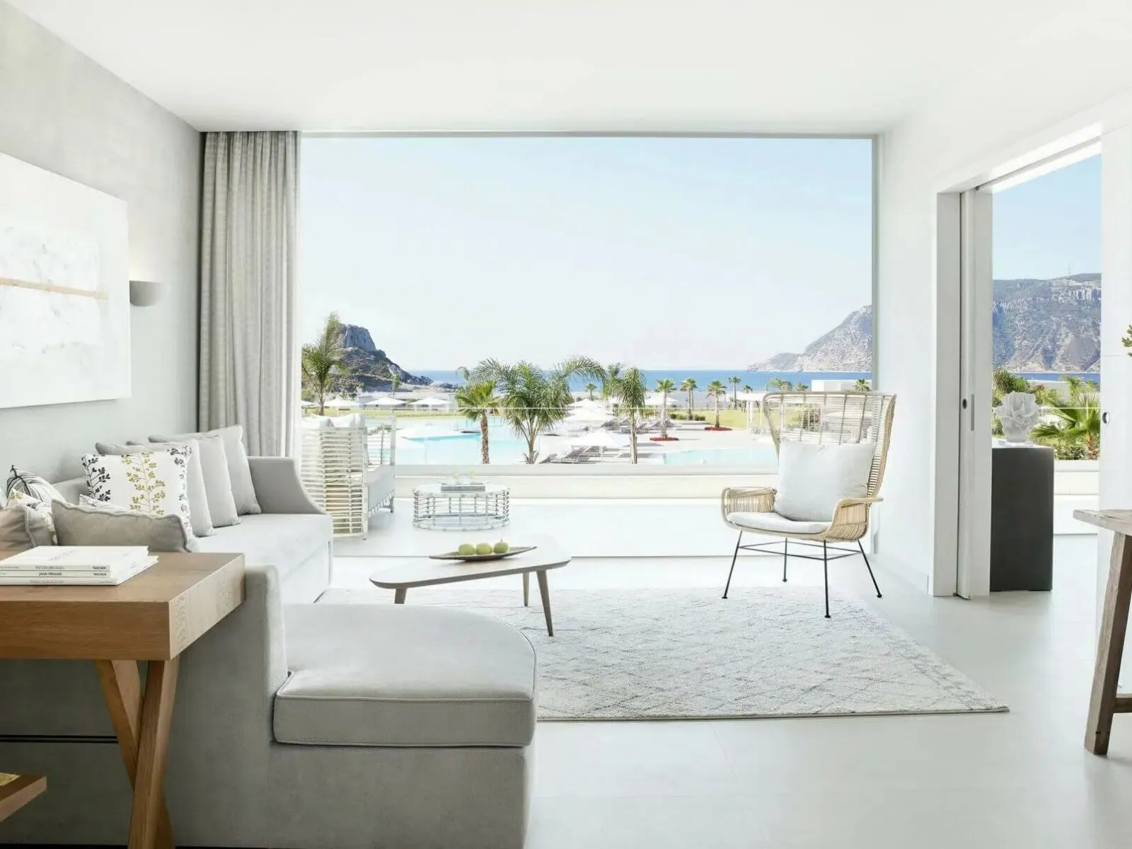 Deluxe One Bedroom Bungalow Suite Beach Front @ Ikos Aria