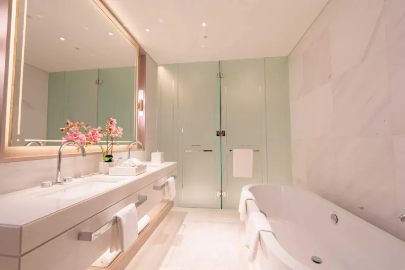 3 Bed Skyline Suite Pool @ FIVE LUXE JBR