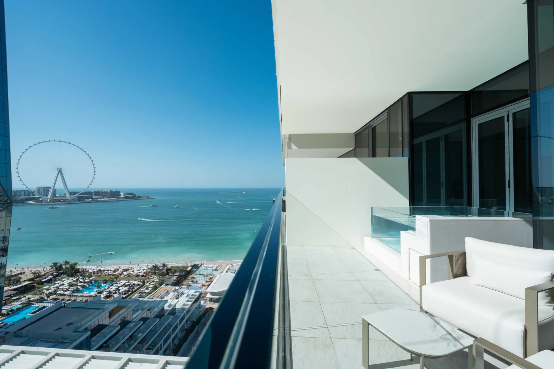 2 Bed Skyline Suite Pool @ Five Luxe Hotel