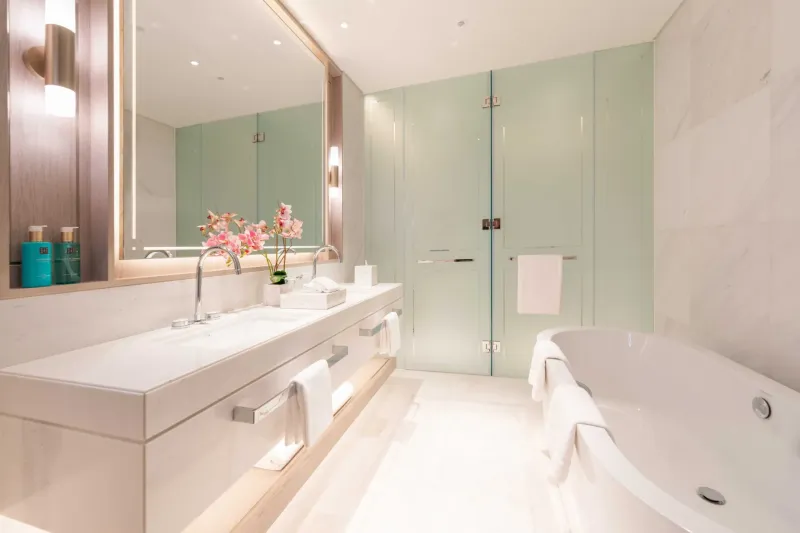 2 Bed Skyline Suite Pool @ FIVE LUXE JBR