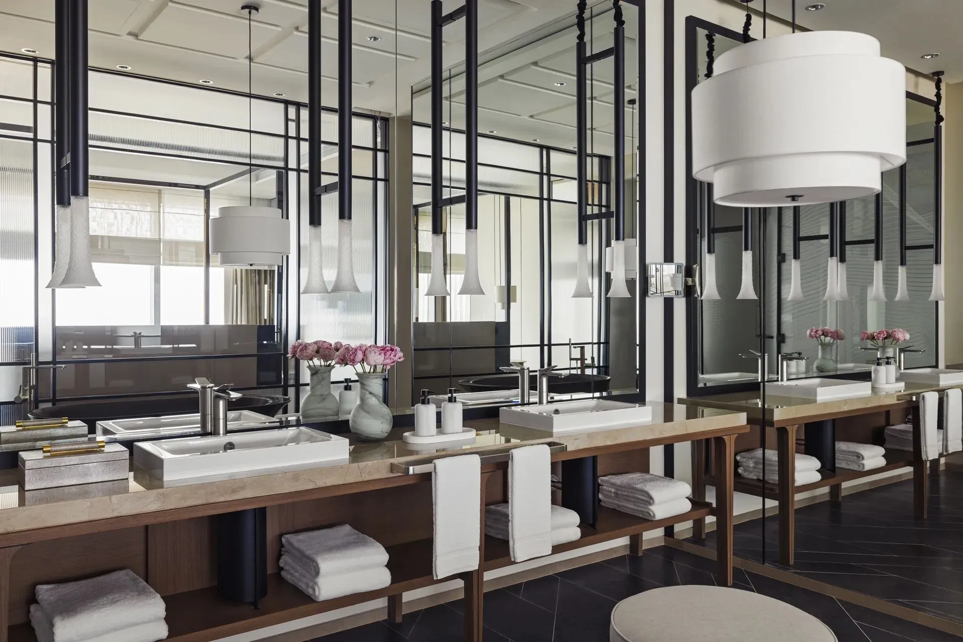 Skyline Suite @ One amp Only One Za abeel