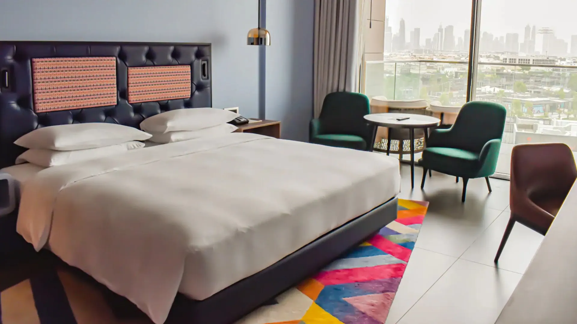 1 King Bed Skyline View Balcony  Exclusive Beach Access  Comp Transfer To Mercato @ Hyatt Centric Jumeirah Dubai