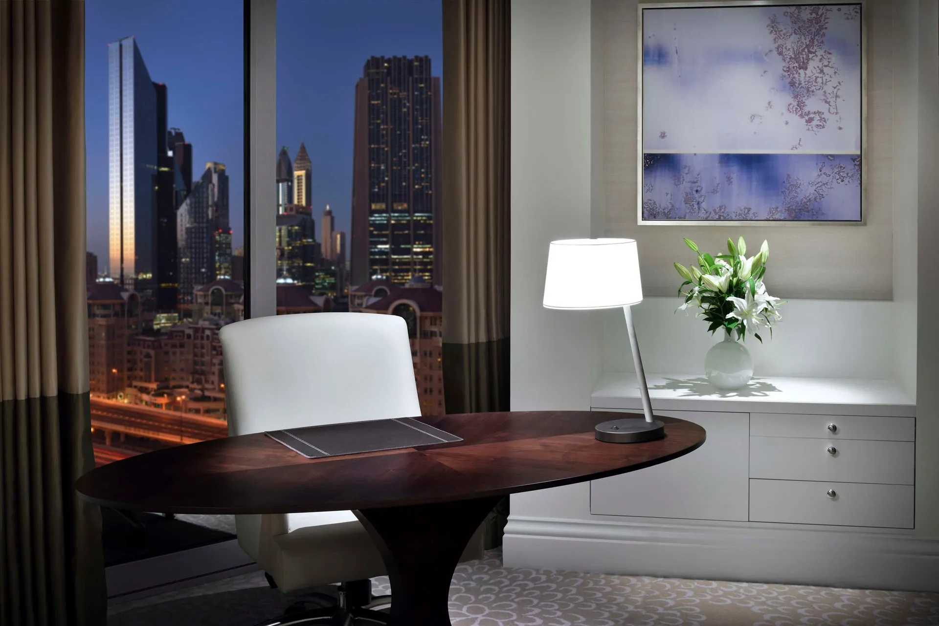 Executive Suite @ Kempinski The Boulevard Dubai