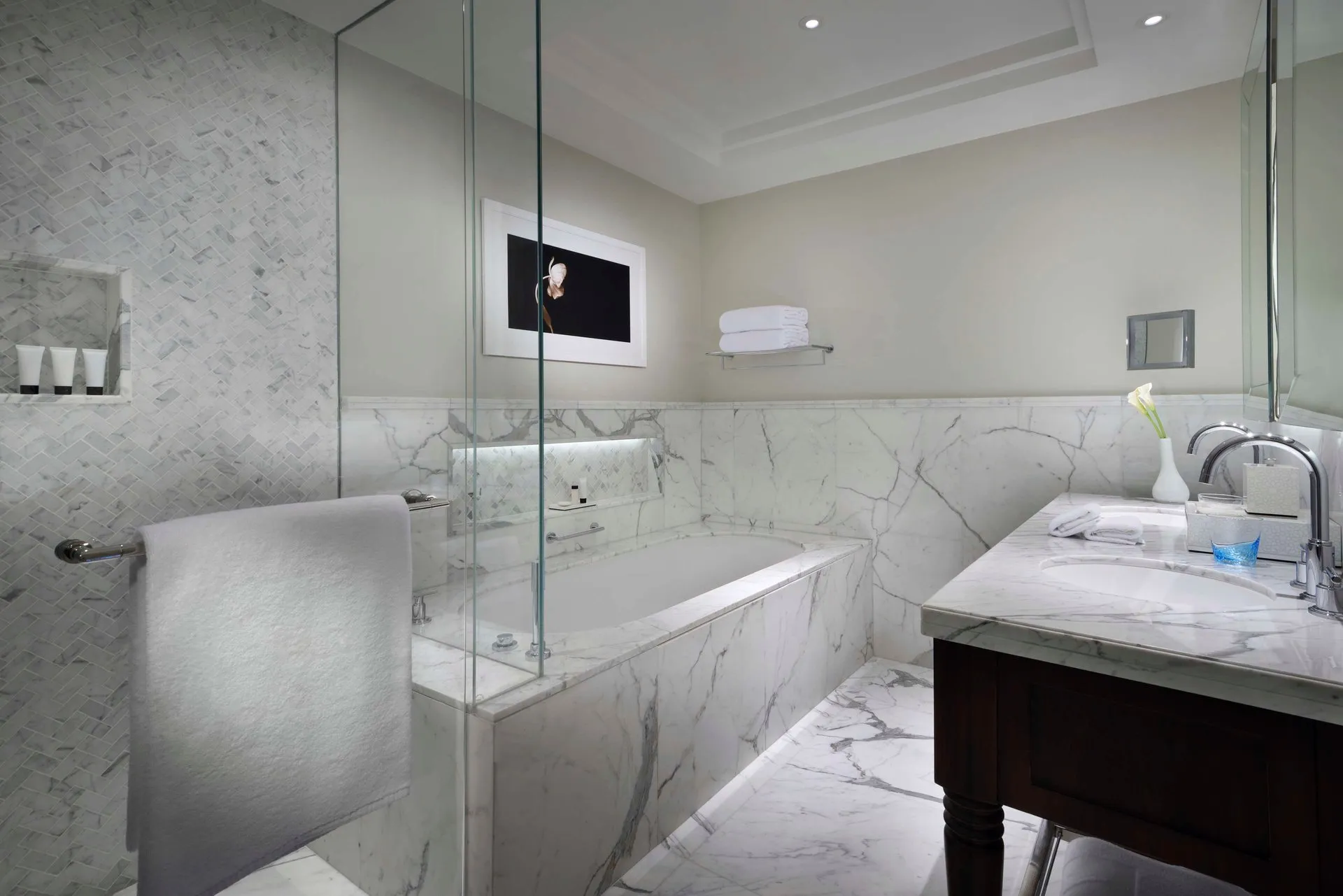 Premier Room @ Kempinski The Boulevard Dubai