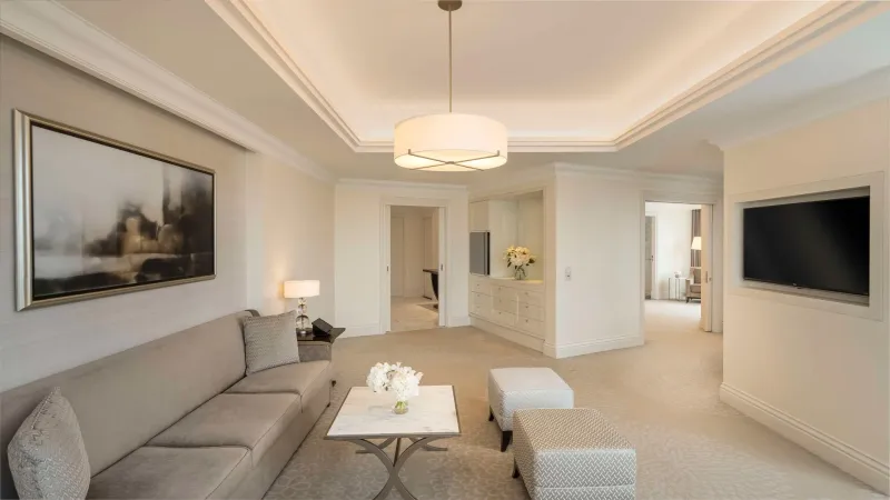 Grand Downtown Club Suite @ Kempinski The Boulevard Dubai