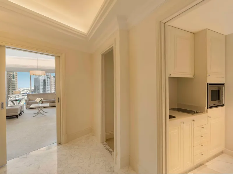 Grand Downtown Club Suite @ Kempinski The Boulevard Dubai