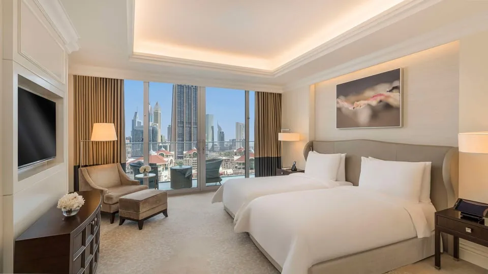 Grand Downtown Club Suite @ Kempinski The Boulevard Dubai