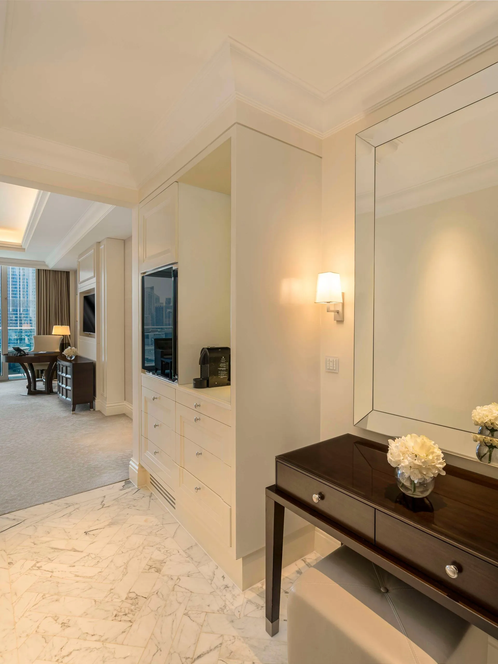 Grand Premier Burj View Room @ Kempinski The Boulevard Dubai