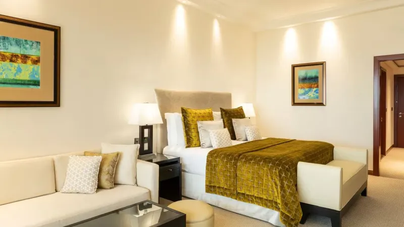 Room Premier @ Grosvenor House  a Luxury Collection Hotel