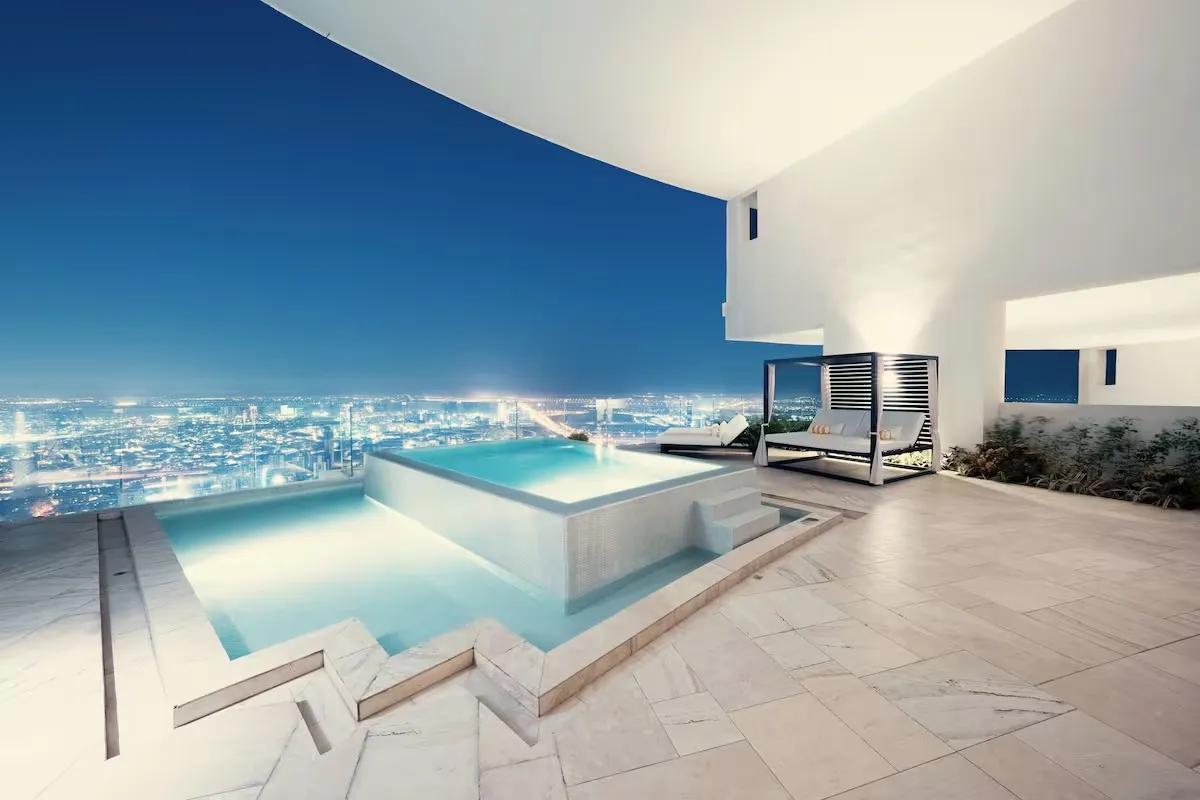 4 Bed Sky Villa Pool @ Five Jumeirah Village