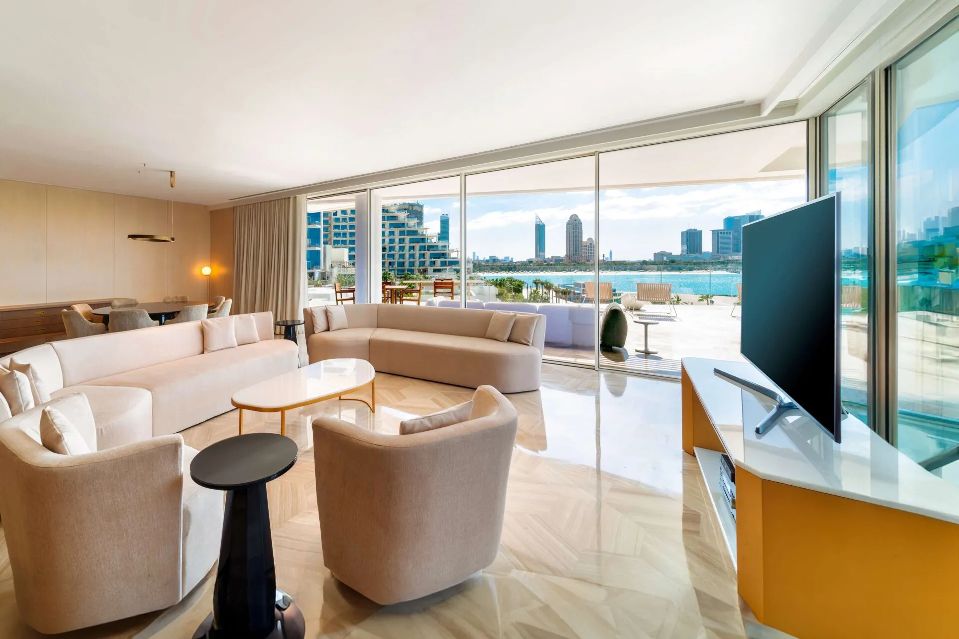 4 Bed Xl Terrace Pool Suite @ Five Palm Jumeirah Dubai