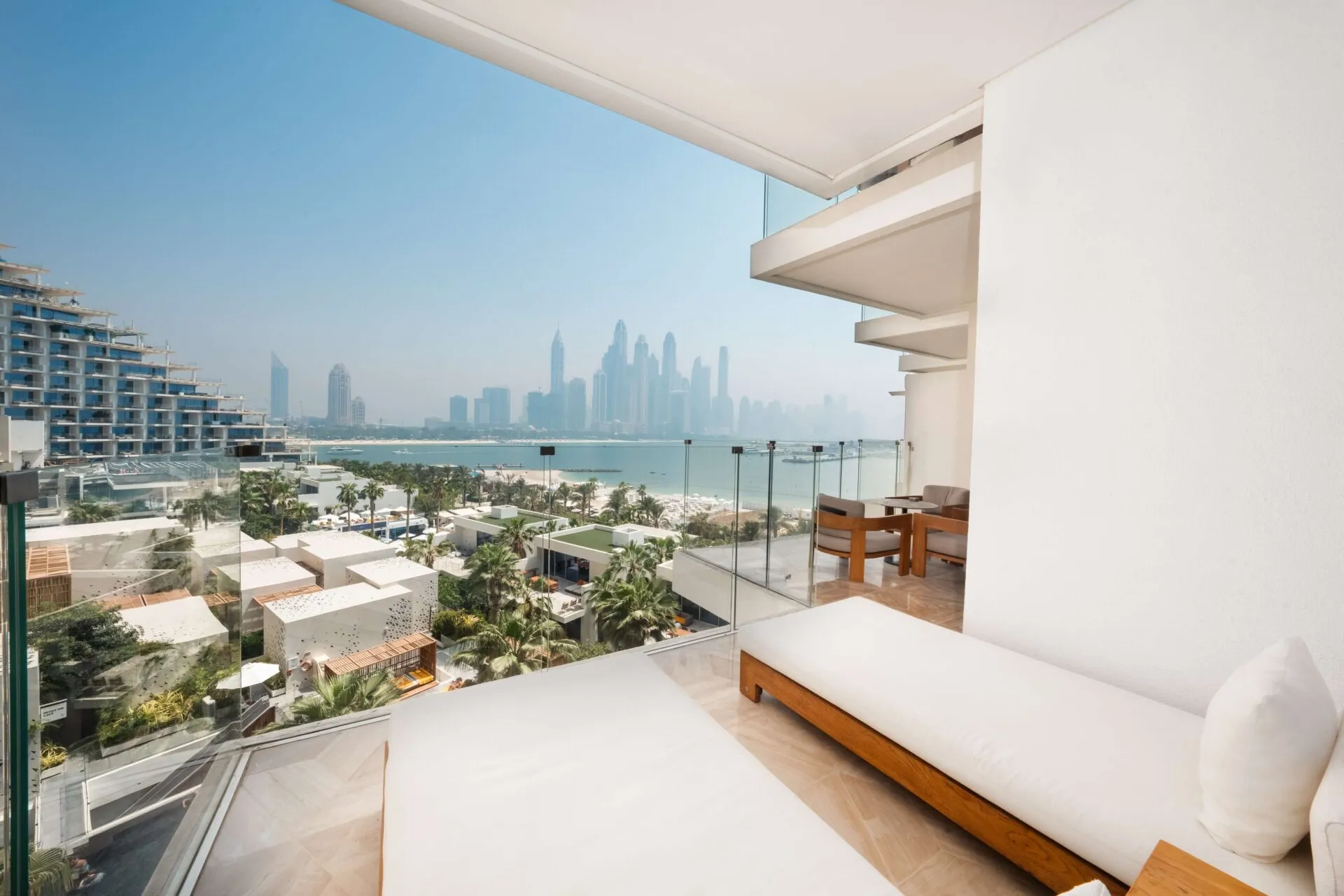 3 Bed Xl Terrace Pool Suite @ Five Palm Jumeirah Dubai