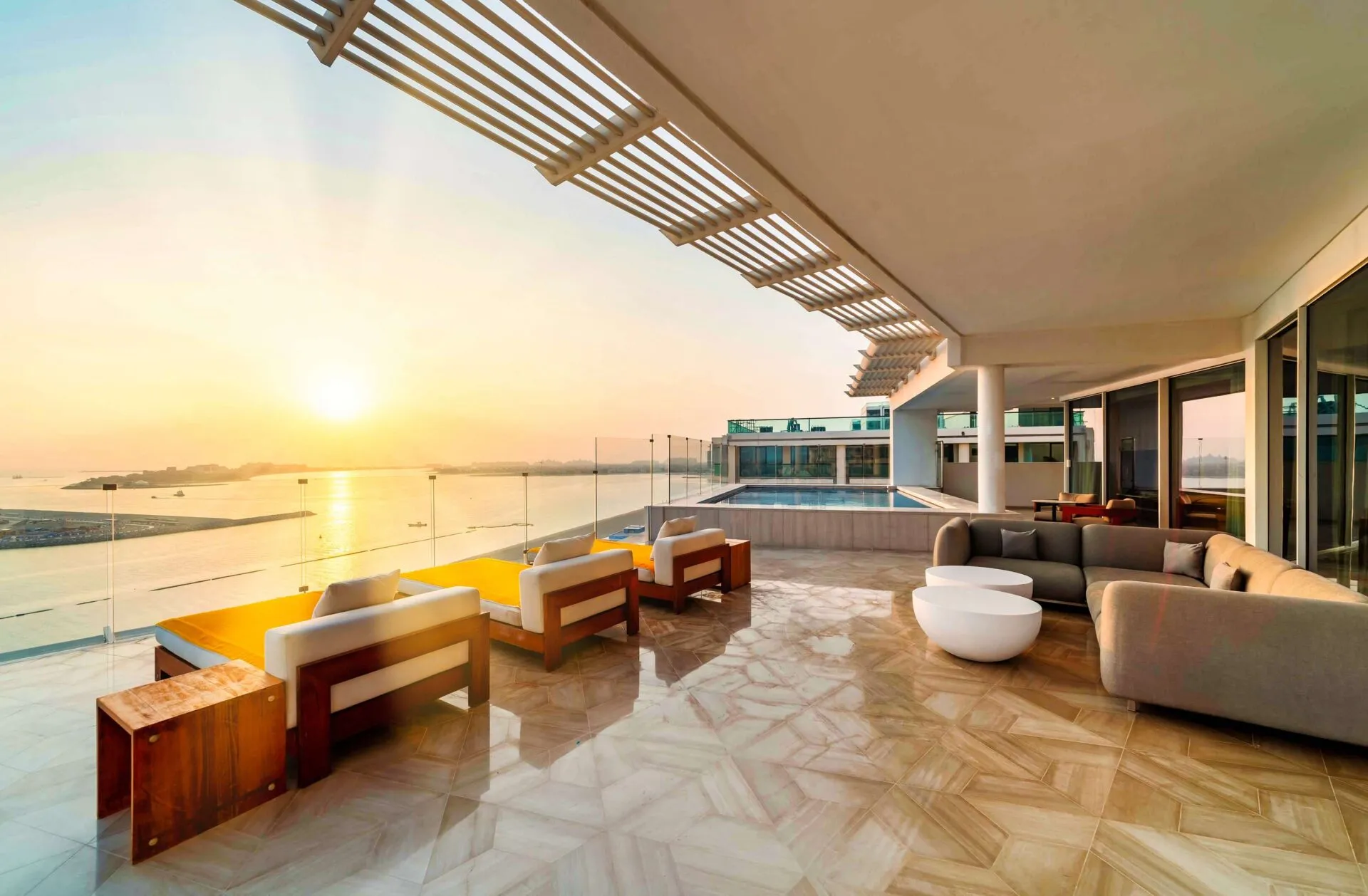 3 Bed Xl Terrace Pool Suite @ Five Palm Jumeirah Dubai