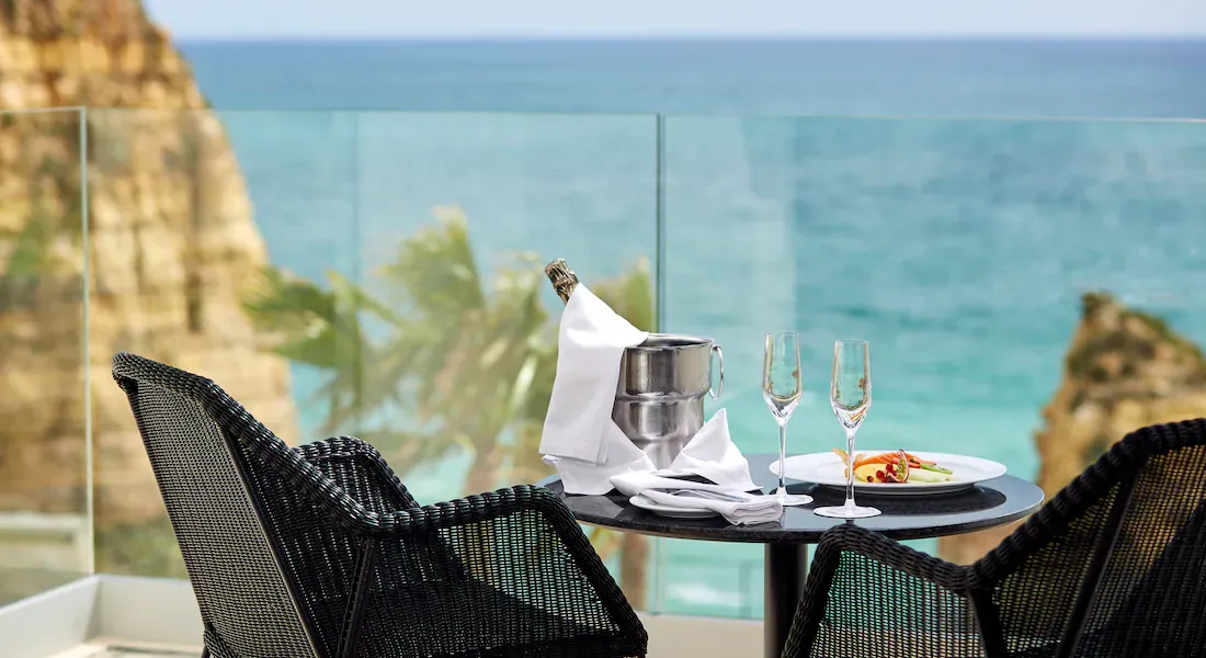 Deluxe Room with Sea View with Extra Bed @ Tivoli Carvoeiro Algarve