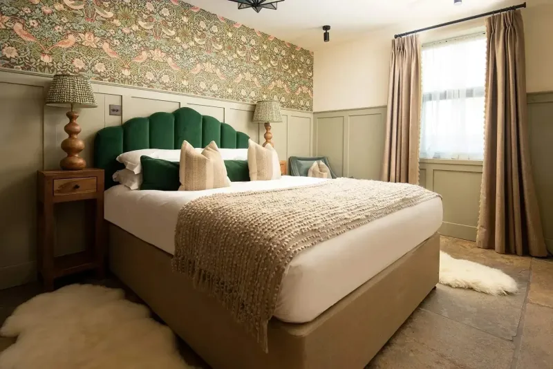 Classic Room Pet Friendly @ Beadnell Towers  amp  Kitchen