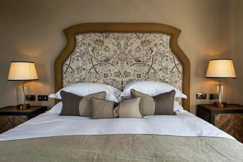 Junior Suite with Sea View @ Beadnell Towers  amp  Kitchen