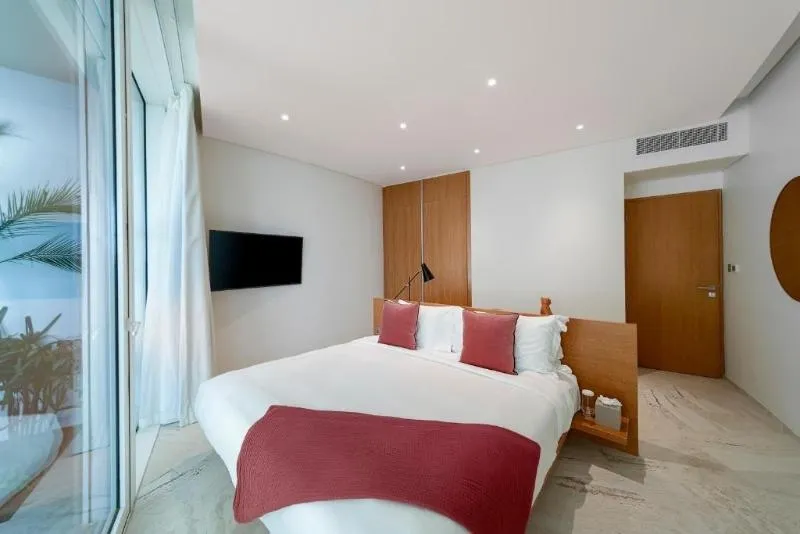Junior Suite King Size Bed @ FIVE Jumeirah Village