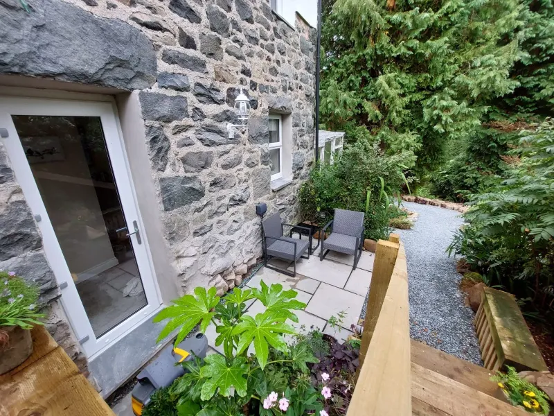 Lily   Garden Double Room with Walk in Shower @ Afon Rhaiadr Country House
