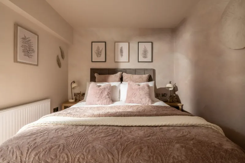 Jasmine   Garden King Room with Walk in Shower @ Afon Rhaiadr Country House