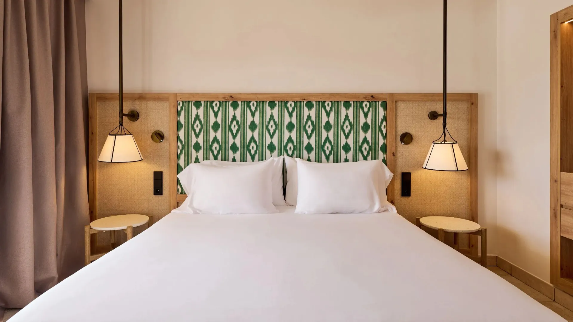 Double Deluxe King Bed @ Sarena de Muro Resort Mallorca